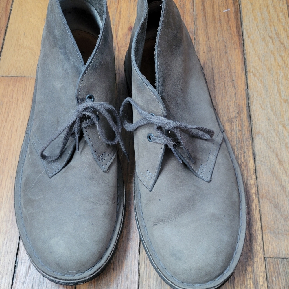 Clark's desert boots women's 9.5